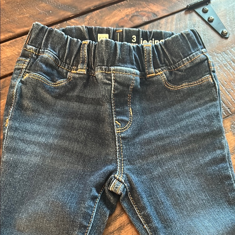 GAP Blue Elastic Waistband Stretchy Jeans